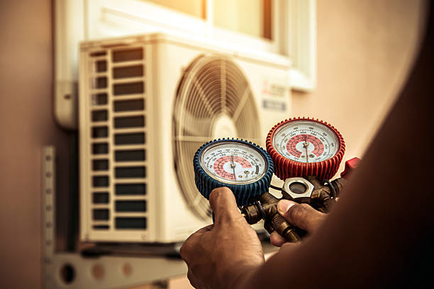 Professional Hvac technician working in North Bend, OR